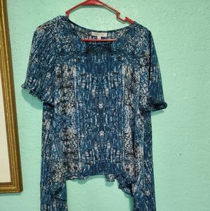 Jennifer Lopez Flowy Top